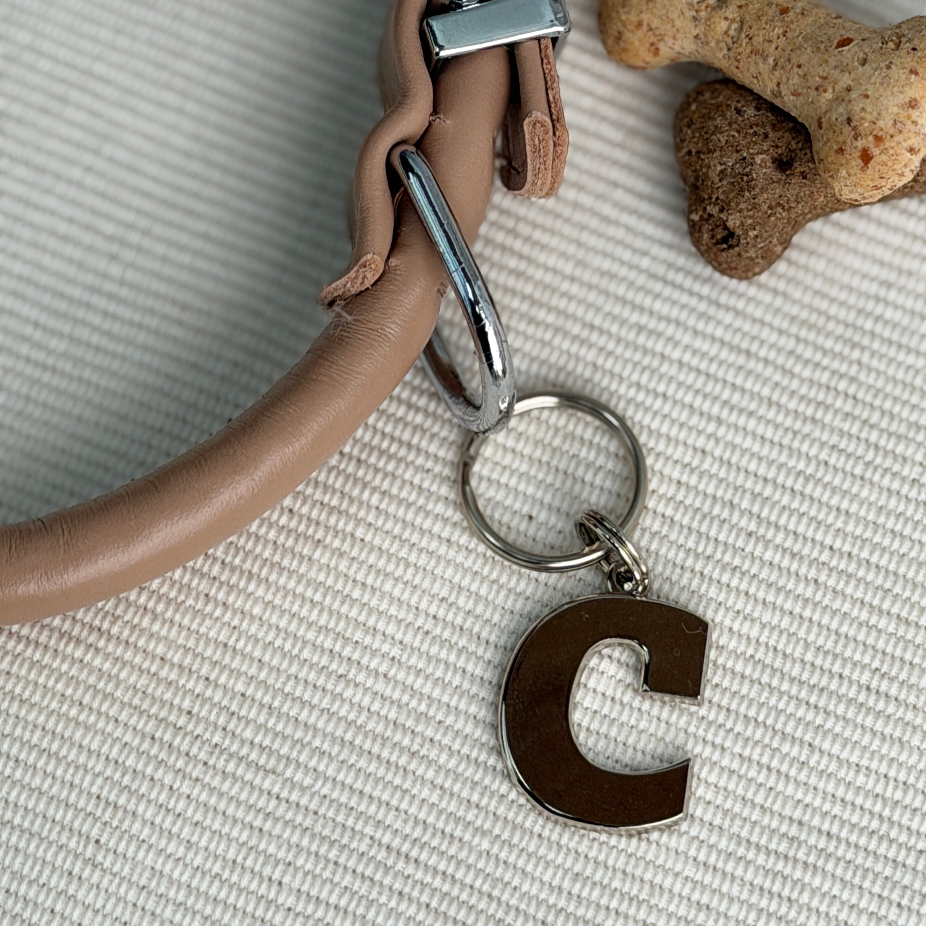 Dog Tag Letter C