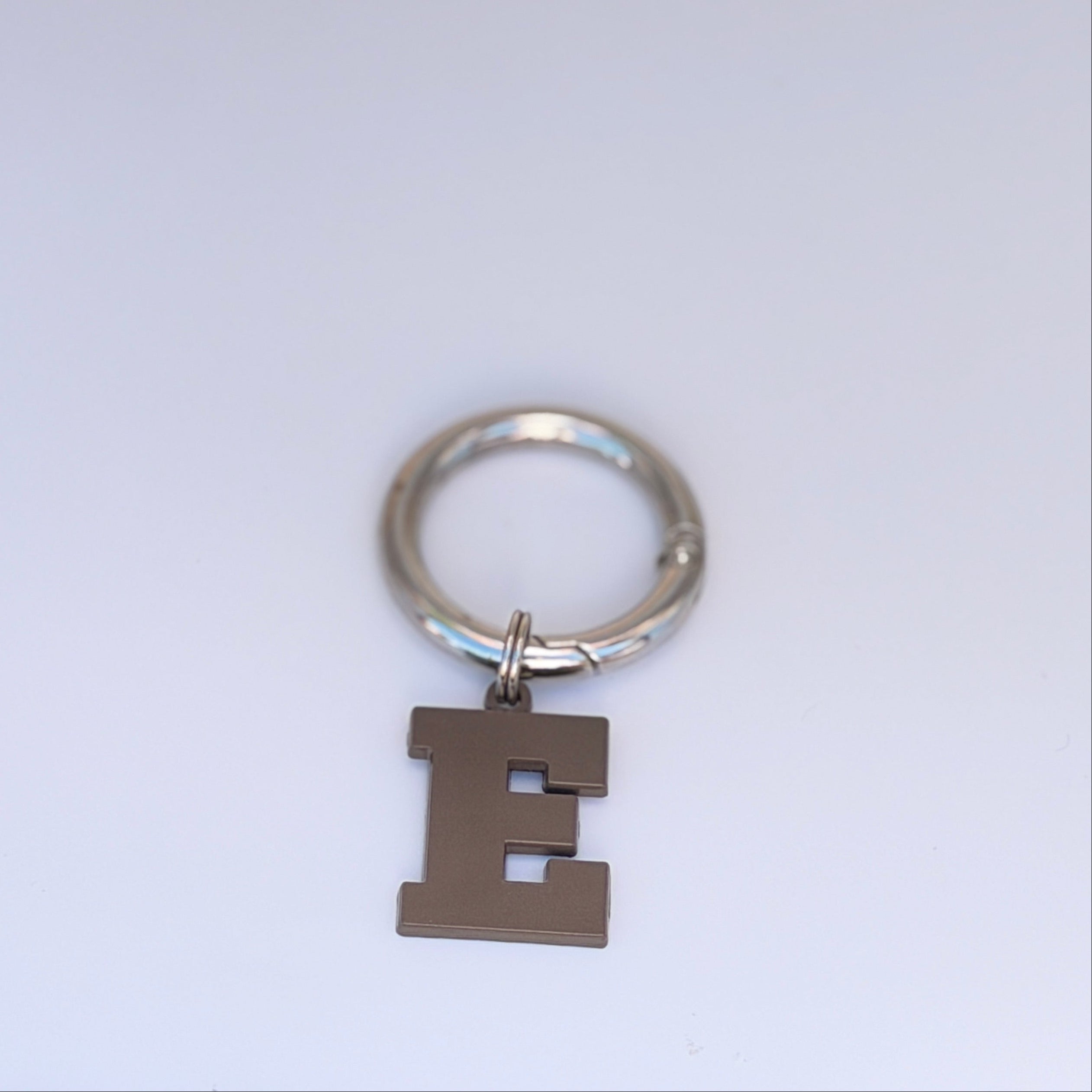Dog Tag Letter E