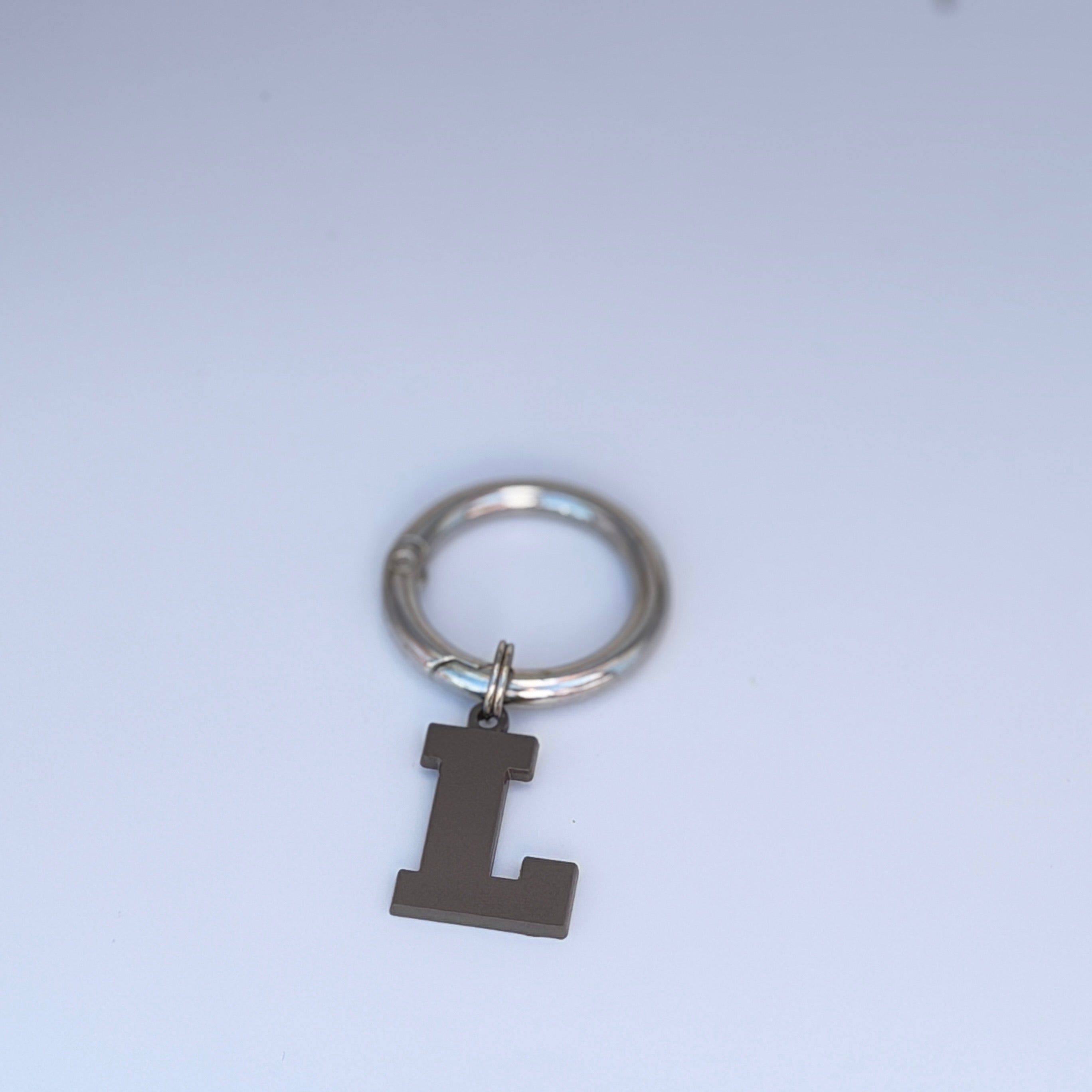 Dog Tag Letter L