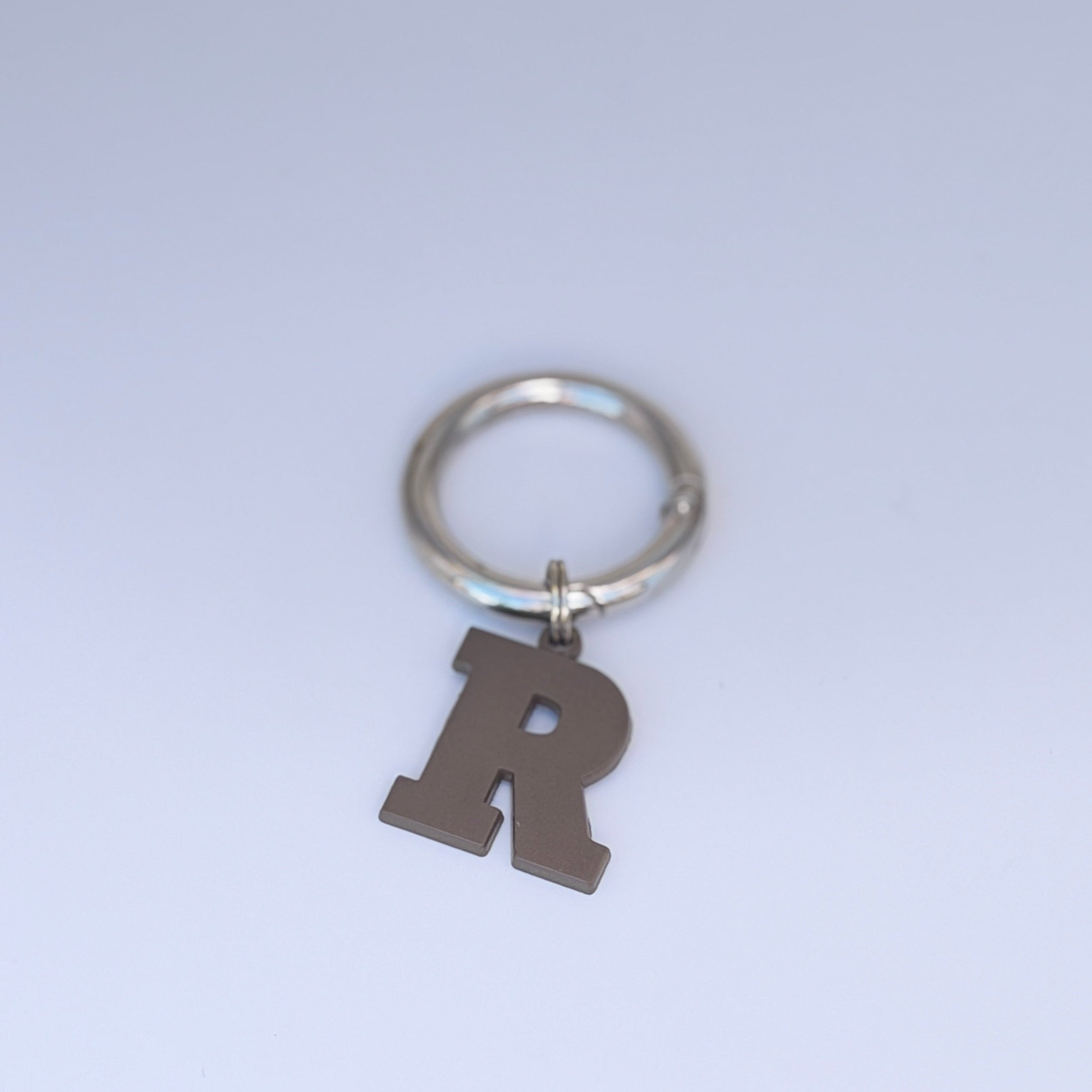 Dog Tag Letter R